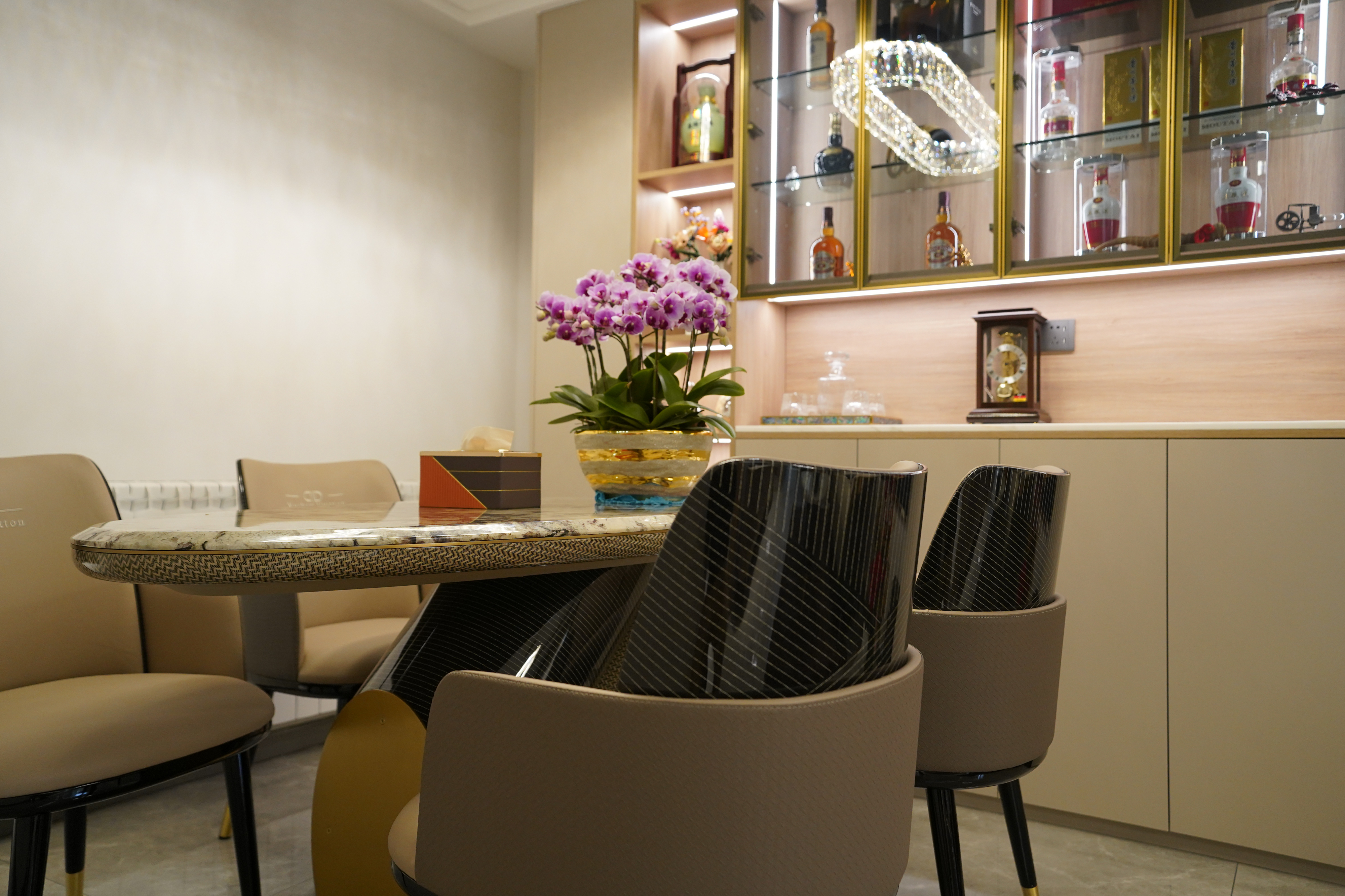 水岸星城,現代輕奢