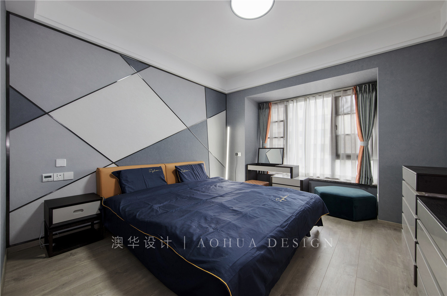 九龍倉(cāng)月璽,現(xiàn)代輕奢