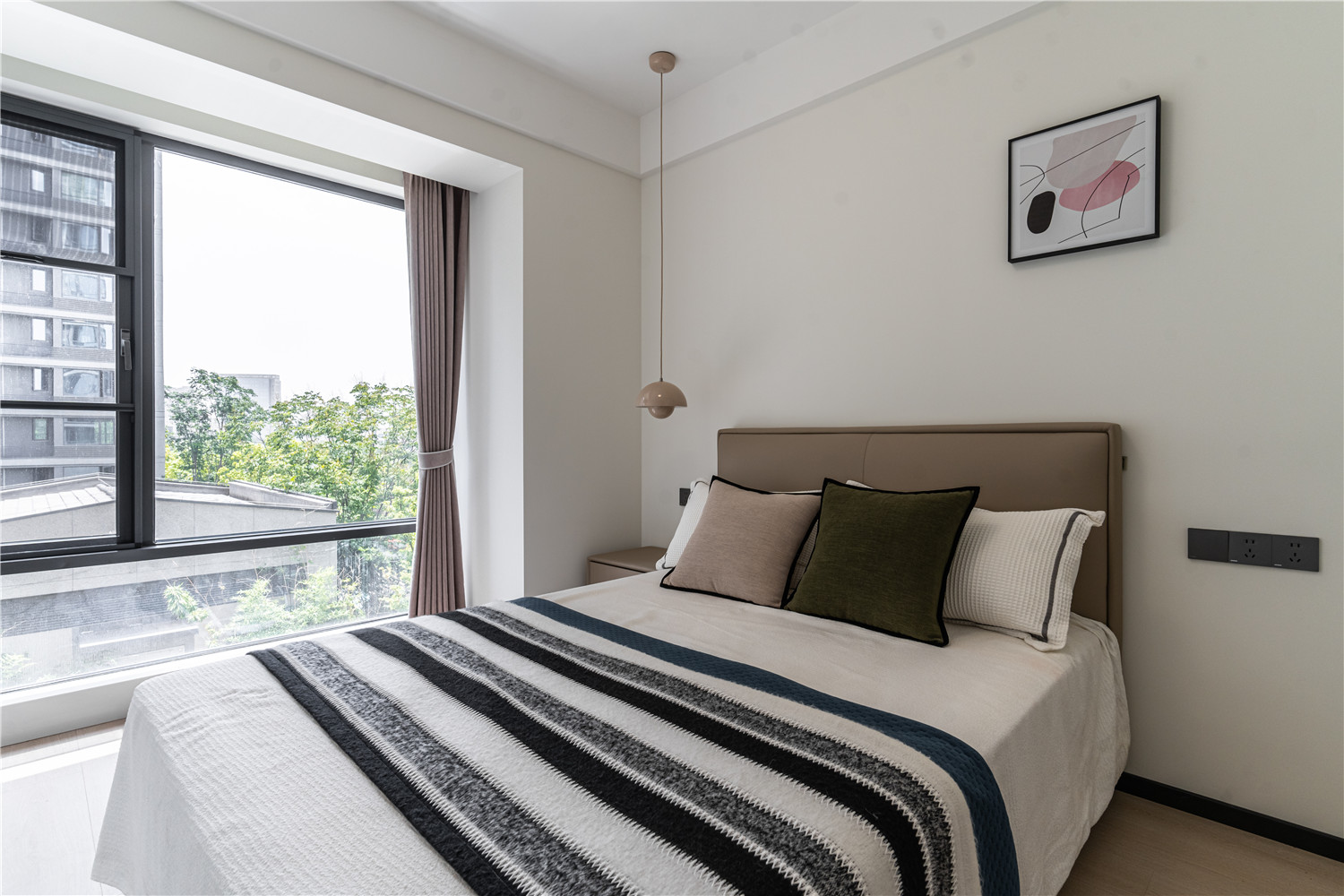 中交越秀知園裝修,意式極簡(jiǎn),武漢裝修設(shè)計(jì)