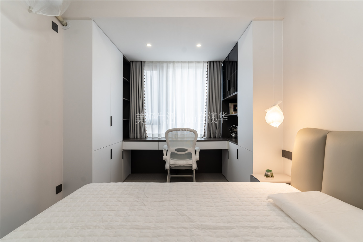 海軍工程大學,現代黑白灰