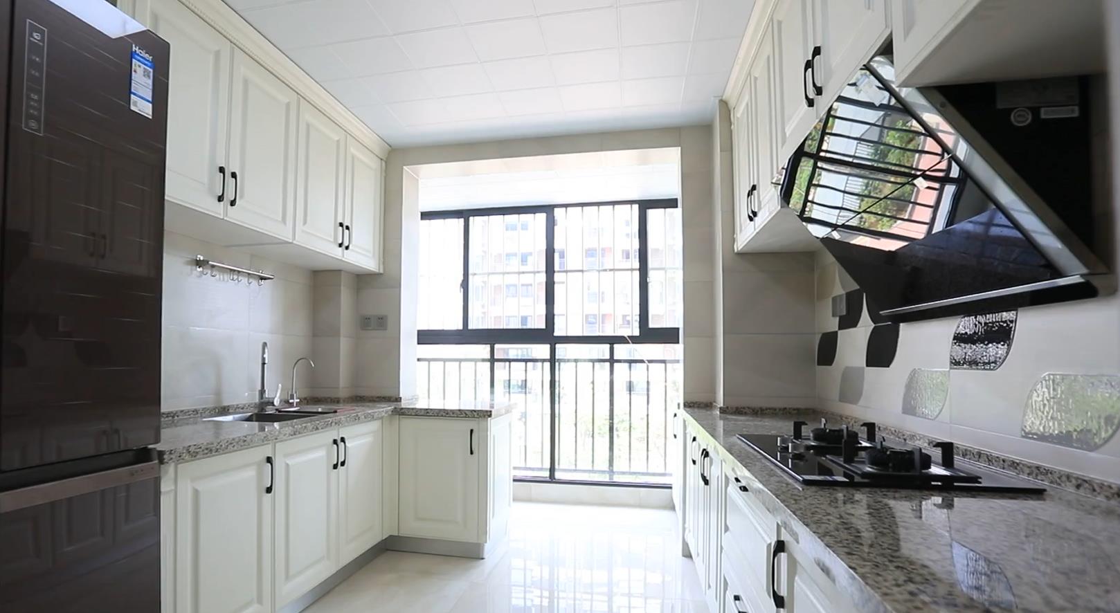 051932110725.jpg 廚房2.jpg