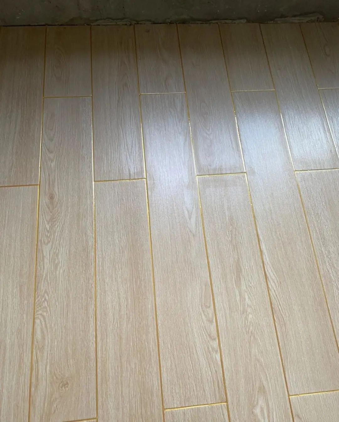 190945490756.jpg 190945490756.jpg