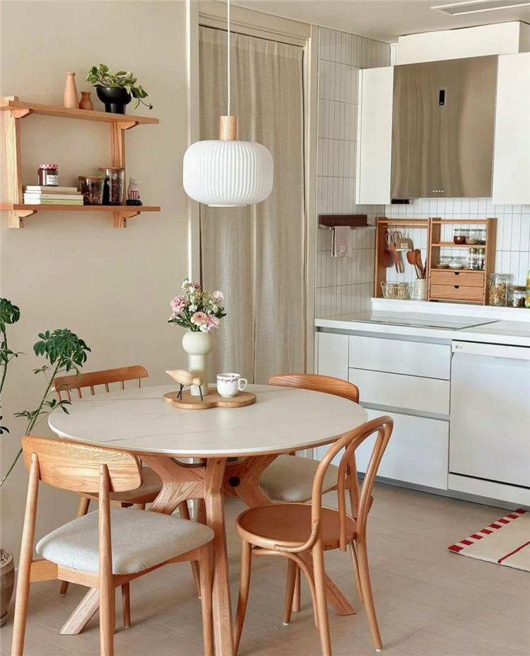 251424430783.jpg 廚房靈感|原木小圓桌才是奶油原木風的靈魂_1_Nora__來自小紅書網頁版.jpg