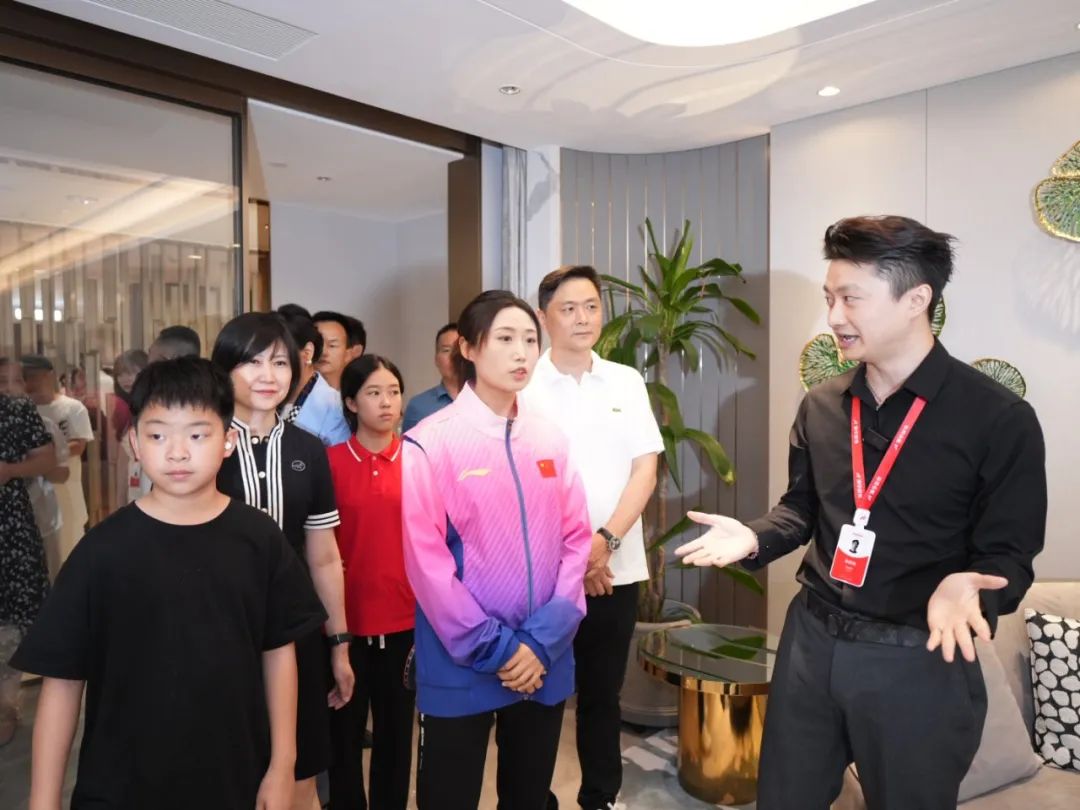 奧運(yùn)冠軍,冠軍品質(zhì),澳華裝飾 奧運(yùn)冠軍,冠軍品質(zhì),澳華裝飾